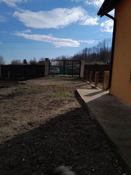 Stolniceni Prajescu vand casa