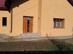 Stolniceni Prajescu vand casa